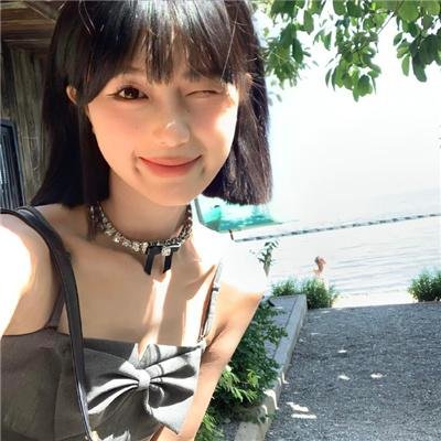 一个悲伤而美丽的世界